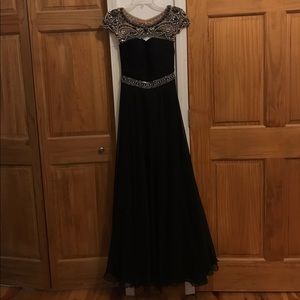 sherri hill prom dress